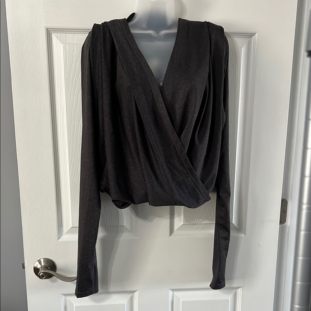 Zyia heathered gray yoga shawl L